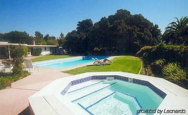 The Blue Sky Lodge Carmel Valley Exterior photo